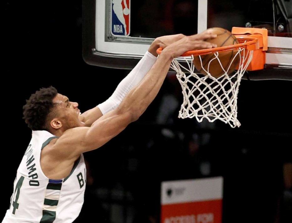 上海队碾压步行者，字母哥状态火热