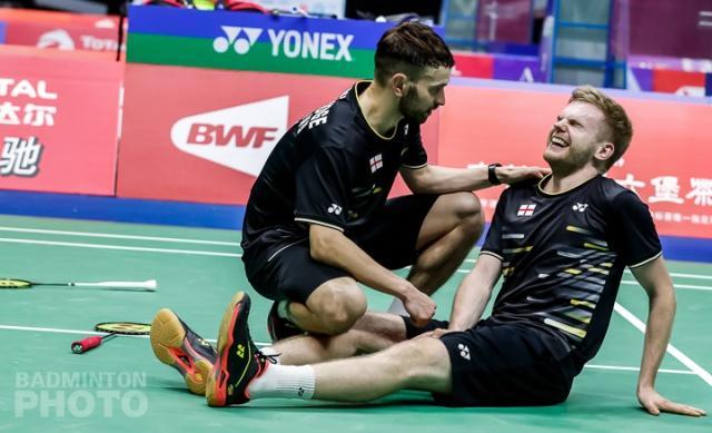 马来西亚队横扫日本队，安赛龙统治全场